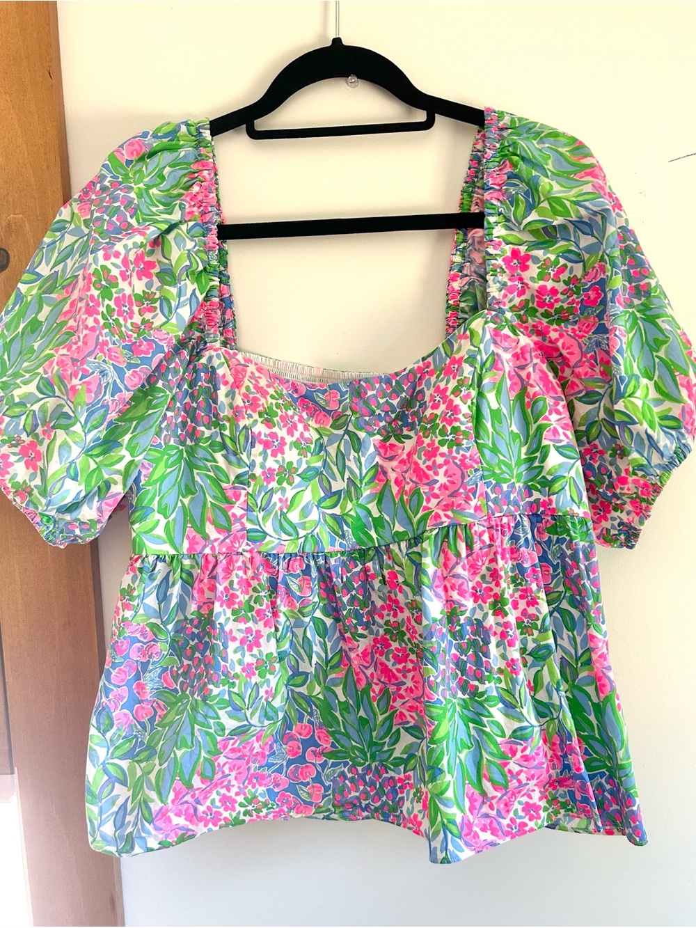 Lilly Pulitzer Women's Kay Floral Puff
Sleeves Top Size 14